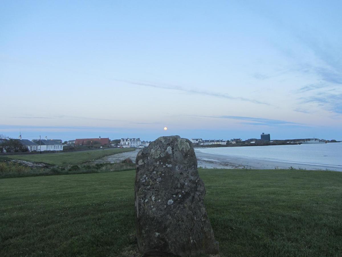 The Islay Hotel Port Ellen Buitenkant foto